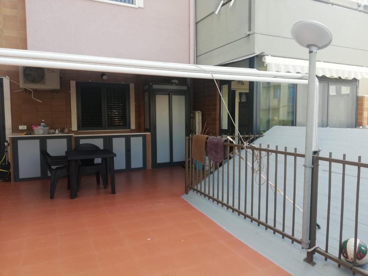 Casa Rosso Corallo Monopoli Buitenkant foto